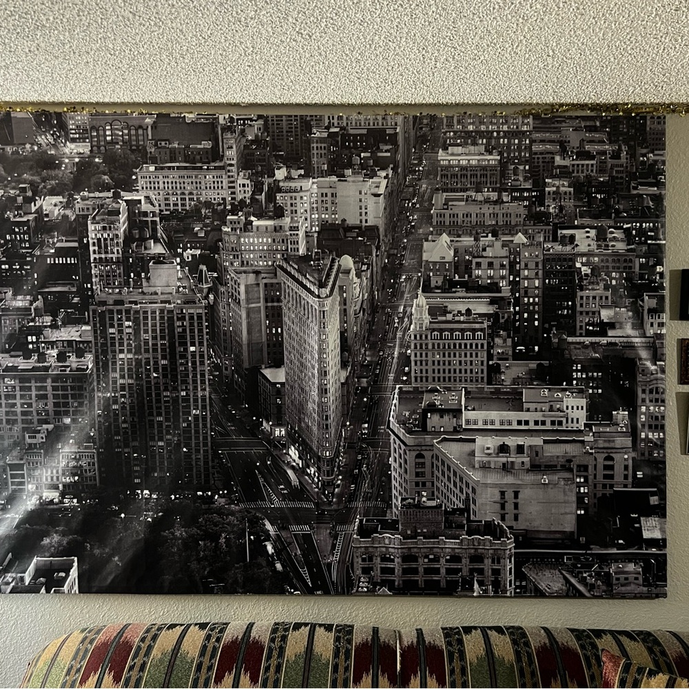 Black and White Cityscape Wall Art measurements 79x55 comes with canvas assembly
